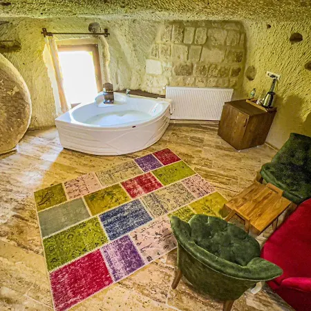 מלון Heritage Cave אורגופ