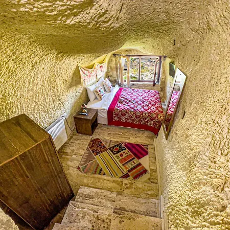 Heritage Cave Szálloda