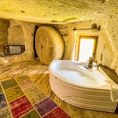 מלון Heritage Cave 5*