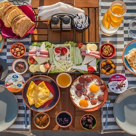 Heritage Cave אורגופ